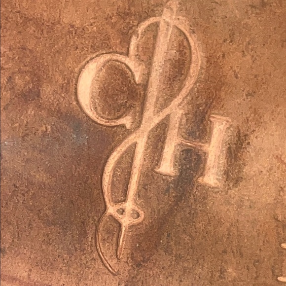 Cole Haan Green Chukka Boots with Minimalist Elegance - Picture 10 of 10